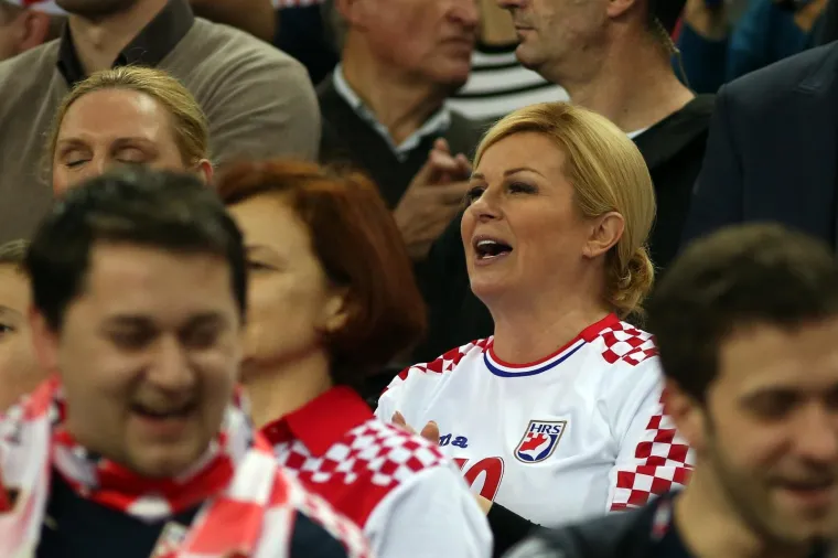 KOLINDA NA TRIBINAMA: Predsjednica je bodrila rukometa&scaron;e u dru&scaron;tvu Zlatka Dalića