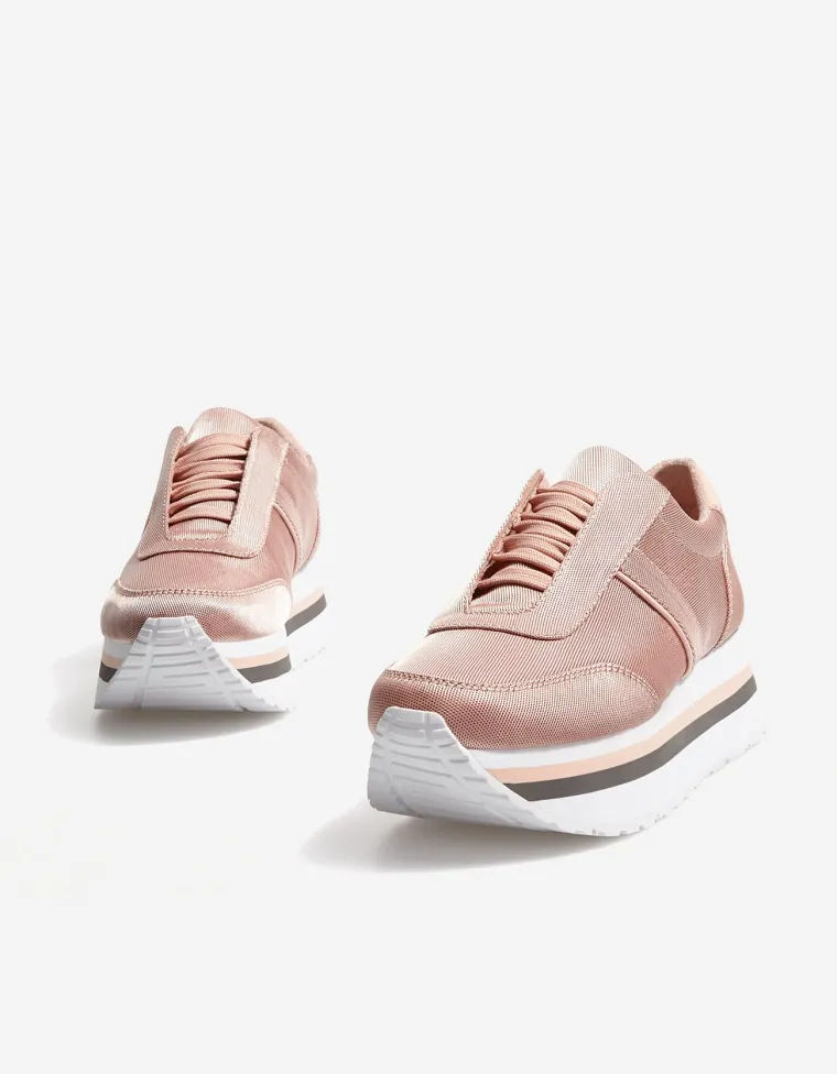 Tenisice s visokom platformom, Stradivarius, 249,90 kuna