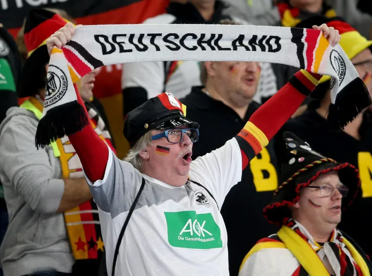 NAVIJAČI(CE) I DANAS DI&Scaron;U ZA SVOJE REPREZENTACIJE: Lijepo je na tribinama na rukometnom Euru