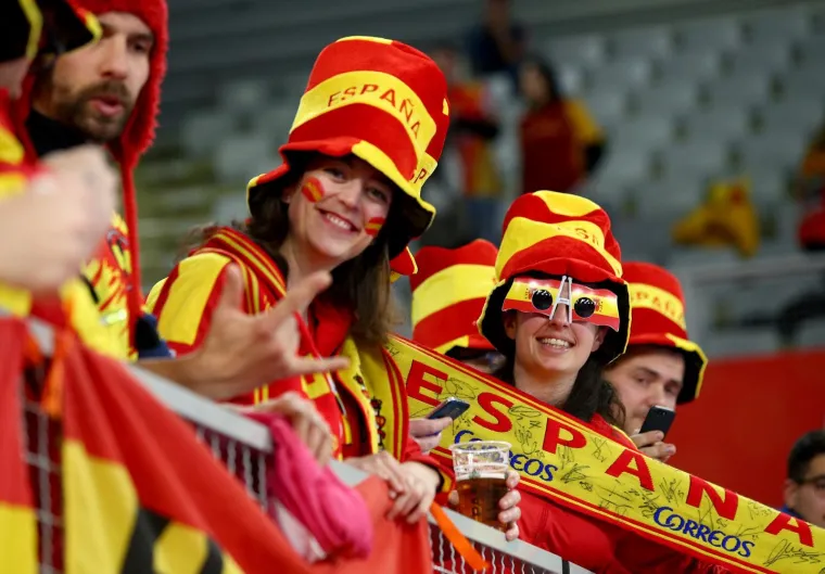 NAVIJAČI(CE) I DANAS DI&Scaron;U ZA SVOJE REPREZENTACIJE: Lijepo je na tribinama na rukometnom Euru