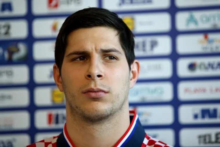 Lino Červar s igračima Marićem i Mamićem obratio se medijima