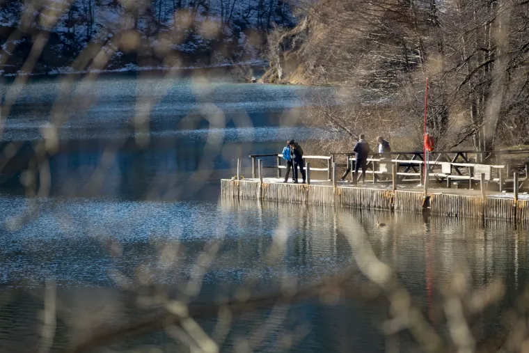 Zimska idila u Nacionalnom parku Plitvička jezera: bajkoviti pejzaži plijene pogled ljepotom