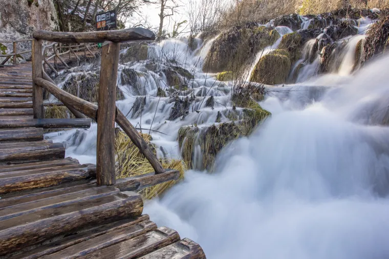 Zimska idila u Nacionalnom parku Plitvička jezera: bajkoviti pejzaži plijene pogled ljepotom
