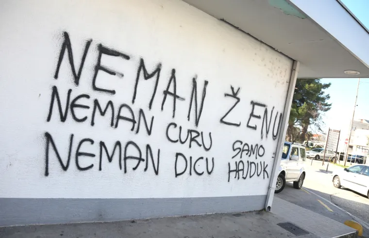 Grafitom u Vodicama dokazao predanost matičnom klubu: 'Neman ženu, nemam curu, neman dicu... Samo Hajduk'