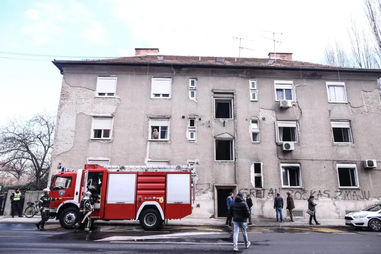 Vatrogasci intervenirali zbog požara na zgradi u Selskoj