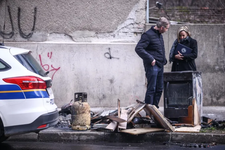 Vatrogasci intervenirali zbog požara na zgradi u Selskoj