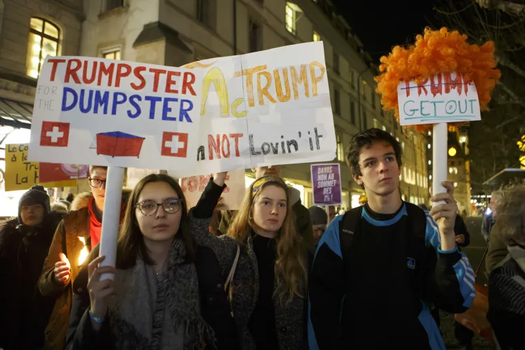 Tisuće prosvjednika u &Scaron;vicarskoj protiv dolaska Trumpa: 'Tko je bio sra*e od zemlje?'