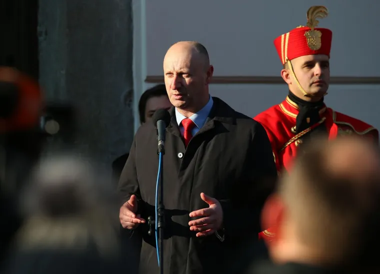 Predsjednica privremeno preselila svoj ured u Zagorje, pogledajte kako je dočekana