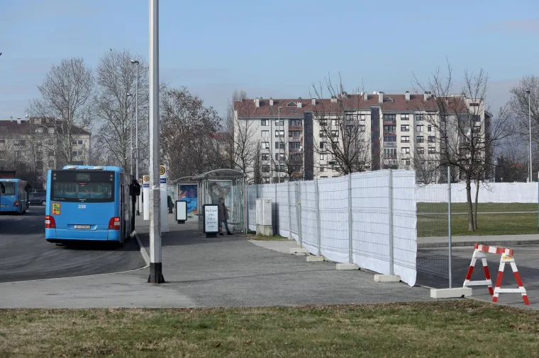 Prodavači s Borongaja sele: počeli radovi na izgradnji nove tržnice kod okreti&scaron;ta Dubec