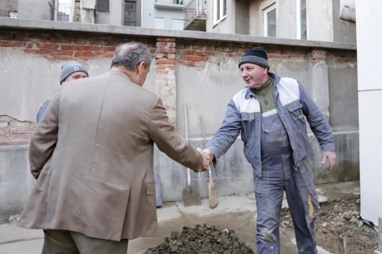 Gradski &scaron;erif u gradu, ali bez konja: obi&scaron;ao zgradu čiju sanaciju pročelja je djelomično subvencirao Grad Zagreb