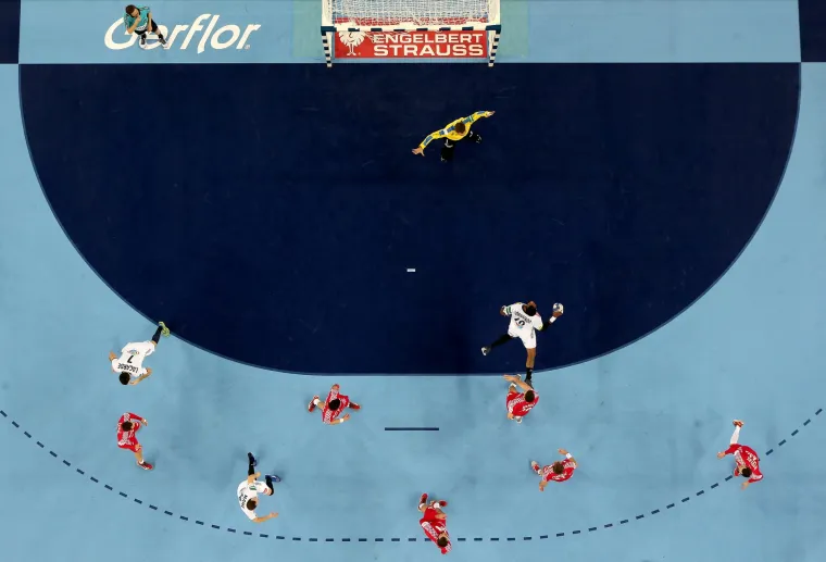 Atraktivne fotografije: pogled na utakmicu Hrvatska - Francuska s krova dvorane