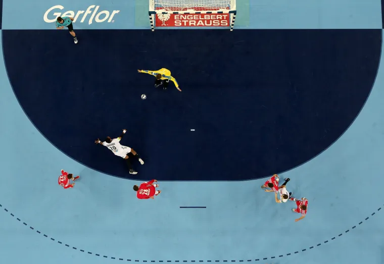 Atraktivne fotografije: pogled na utakmicu Hrvatska - Francuska s krova dvorane