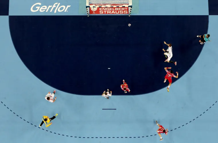 Atraktivne fotografije: pogled na utakmicu Hrvatska - Francuska s krova dvorane