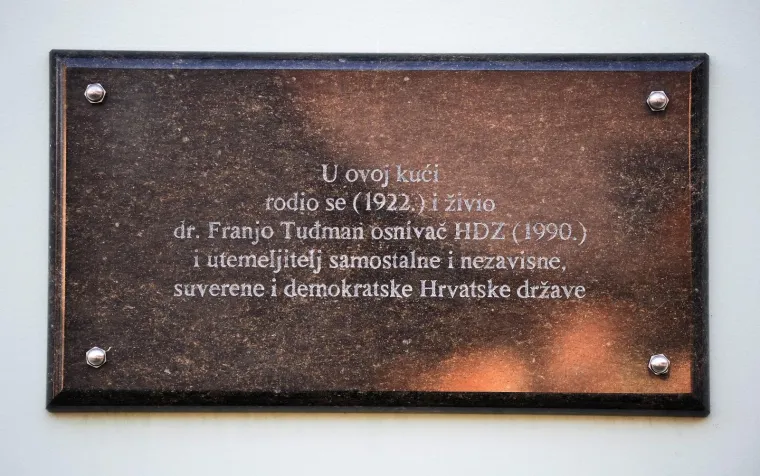 Predsjednica Grabar-Kitarović posjetila rodnu kuću prvog hrvatskog predsjednika