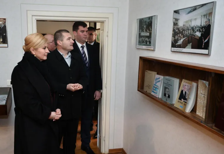 Predsjednica Grabar-Kitarović posjetila rodnu kuću prvog hrvatskog predsjednika
