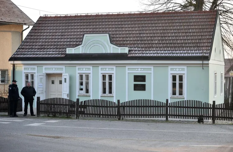 Predsjednica Grabar-Kitarović posjetila rodnu kuću prvog hrvatskog predsjednika