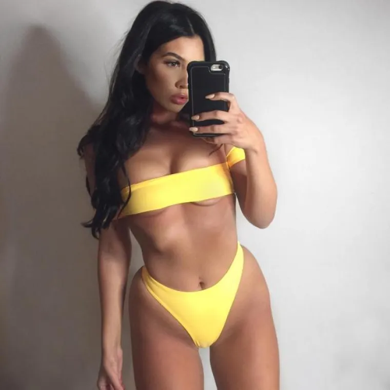 GRUDI IZ SASVIM NOVE PERSPEKTIVE:  Odjeća im se malo stisnula u pranju i otkrila &scaron;to ne bi smjela