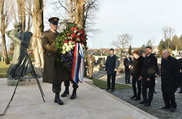 Jandroković položio vijenac povodom Međunarodnog dana sjećanja na žrtve holokausta