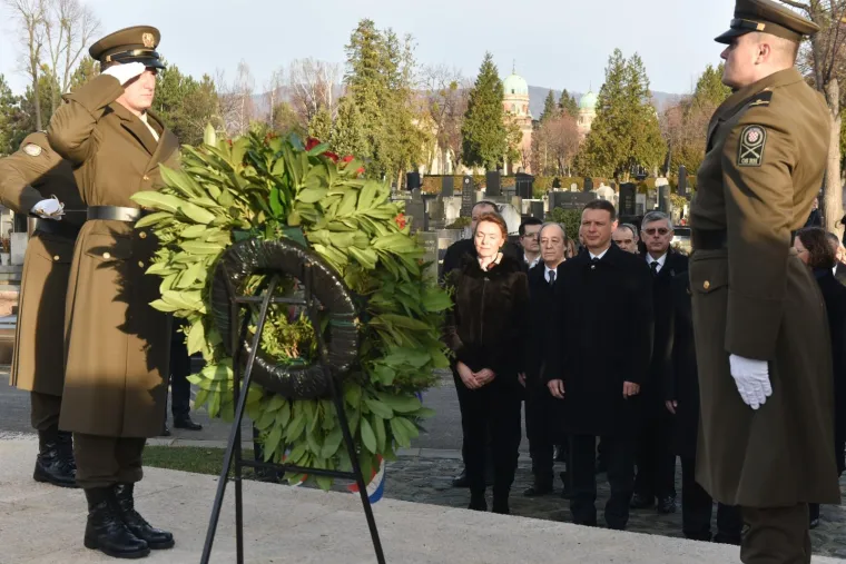 Jandroković položio vijenac povodom Međunarodnog dana sjećanja na žrtve holokausta