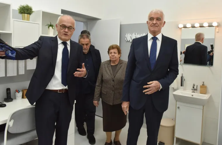 Liječnici se odrekli plaća za otvorenje novouređene Poliklinike u Klinici za očne bolesti KBC-a Sestre milosrdnice