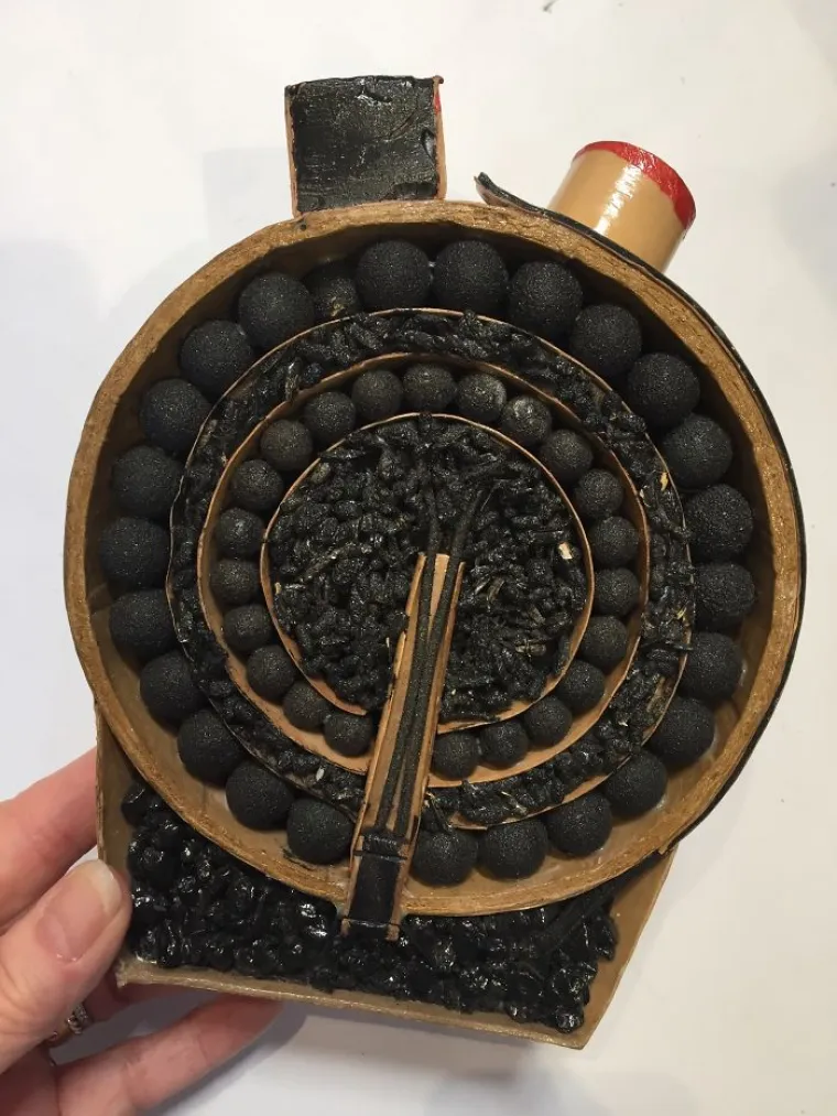 Unutra&scaron;njost rakete za vatromet