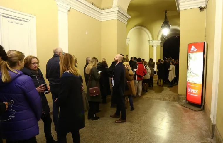 Zagreb - Odvjetnik i kolekcionar Marko Kallay izložio je svoju zbirku umjetnina u Modernoj galeriji.