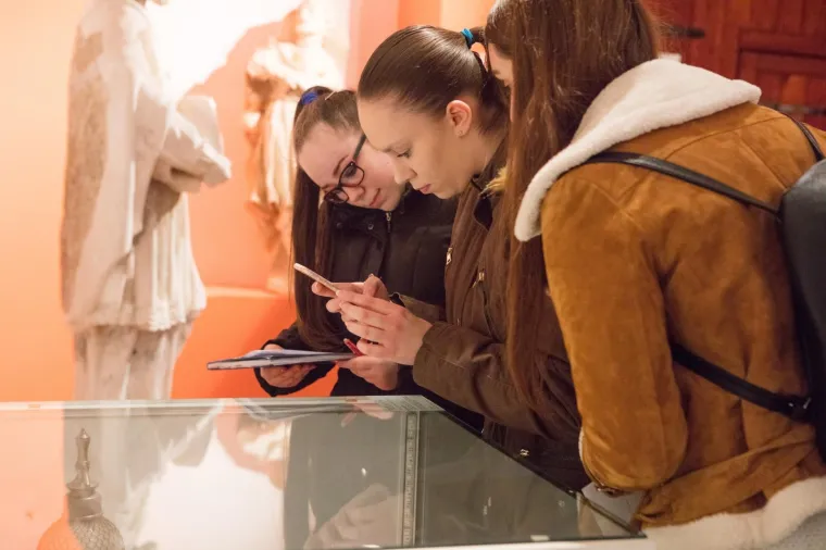 POGLEDAJTE KAKO JE BILO NA OVOGODI&Scaron;NJOJ NOĆI MUZEJA: Bogat program za posjetitelje u muzejima diljem zemlje