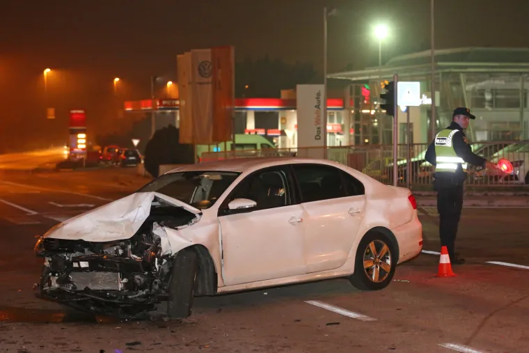 Sudar u &Scaron;ibeniku: potpuno uni&scaron;tena vozila nakon prometne nesreće