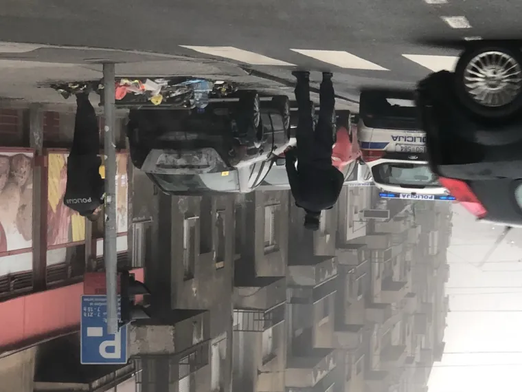 IZGORJELA TRI AUTOMOBILA U CENTRU ZAGREBA: Zapalili kontejner pa se vatra pro&scaron;irila na vozila