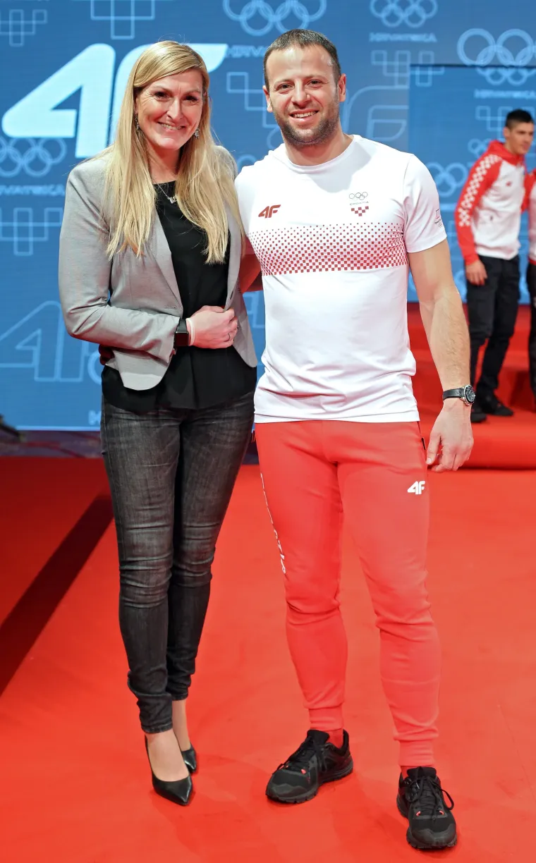 Milan Bandić i Janica Kostelić ispratili 20 hrvatskih olimpijaca koji će nastupiti na ZOI u Pjongčangu