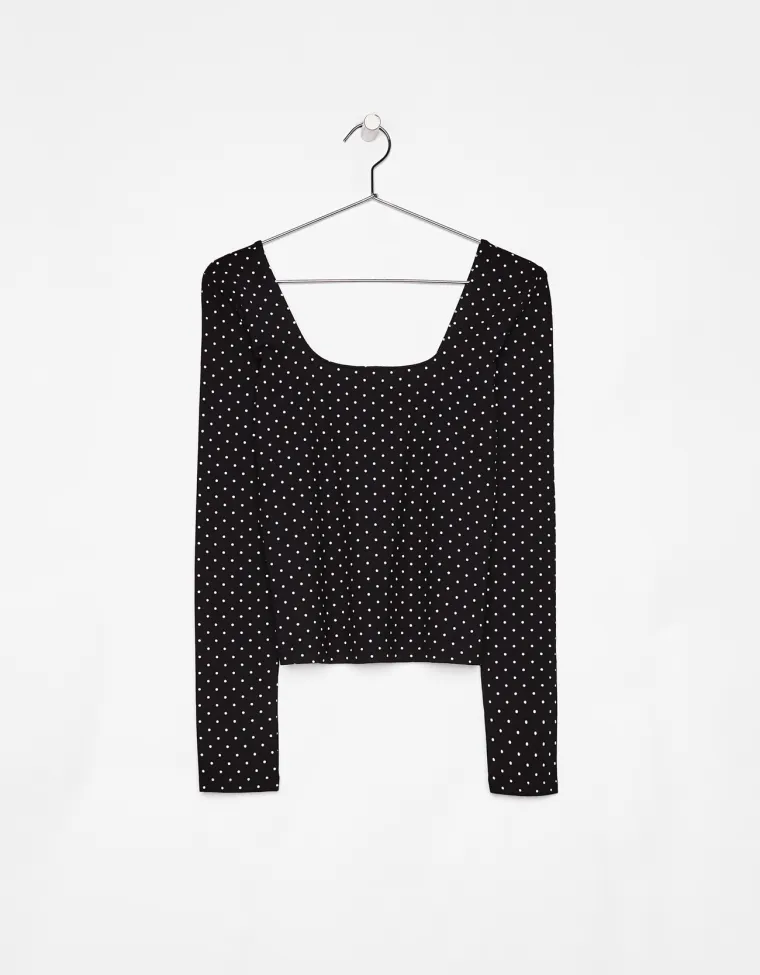Majica kvadratnog izreza, Bershka, 79,90 kuna