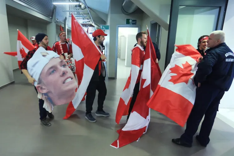 OSIJEK ZAHVATILO TENISKO LUDILO: Hrvatska protiv Kanade traži prolazak dalje