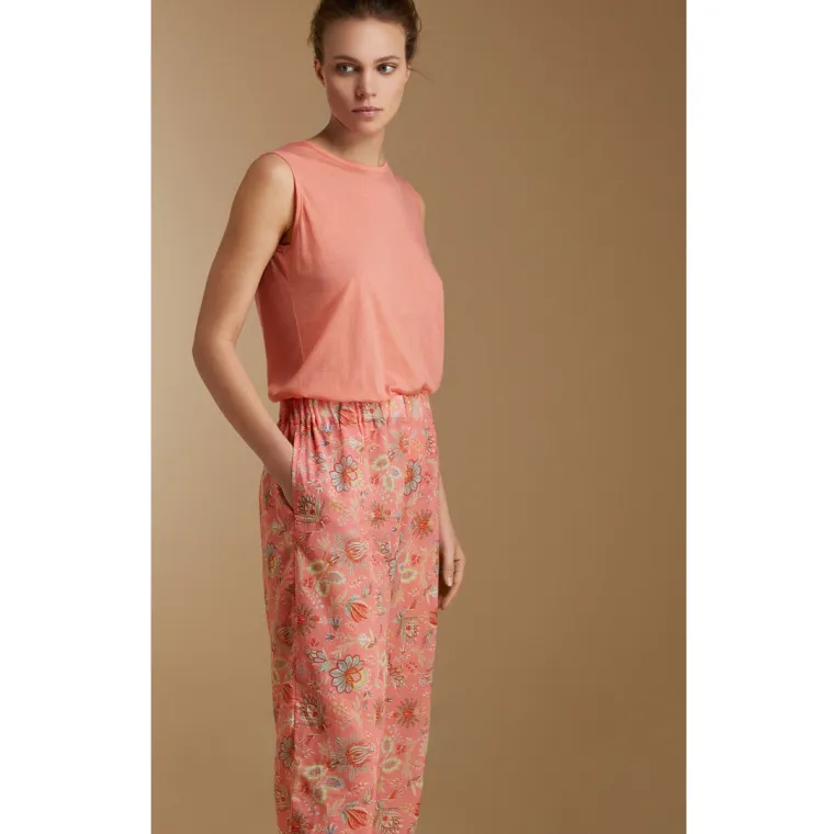 Hlače s cvjetnim motivom, 259,00 kuna