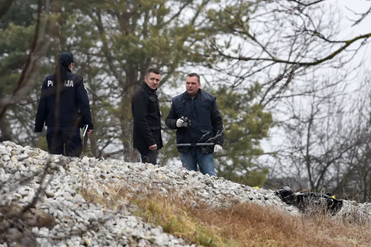 Potresne fotografije: u naletu vlaka kod Novog Marofa poginulo osmogodi&scaron;nje dijete
