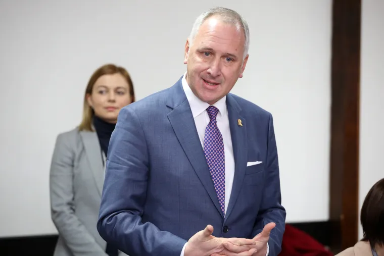 Opara i predsjednici Klubova vijećnika dali izjave za medije nakon sastanka o Karepovcu