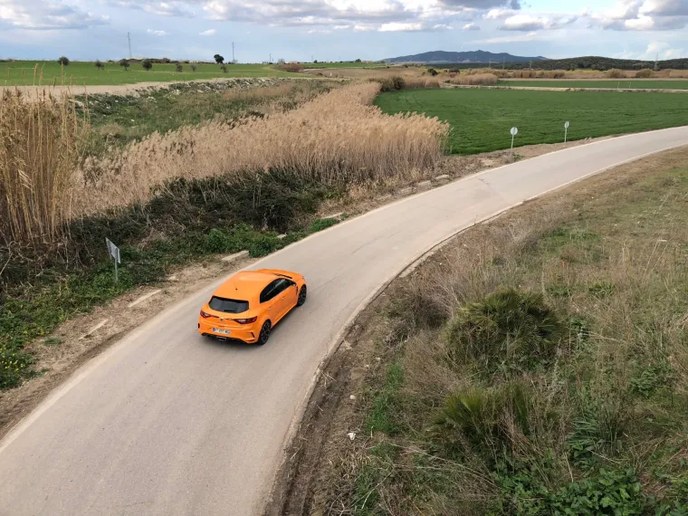 VRHUNSKI VOZI, A OVAKO IZGLEDA: U novom Meganeu R.S. apsolutno nikako ne možete ostati nezamijećeni