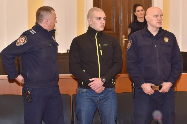 POČELO SUĐENJE TINU &Scaron;UNJERGI: Ubio roditelje jer su mu prigovarali zbog lo&scaron;ih ocjena i droge