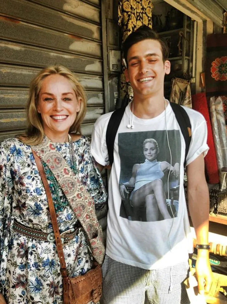 Prave majice u pravom trenutku: fotke koje će vas nasmijati do suza