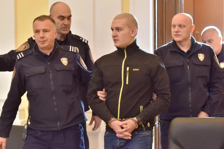 Počelo suđenje Tinu &Scaron;unjergi osumnjičenom za okrutno ubojstvo roditelja