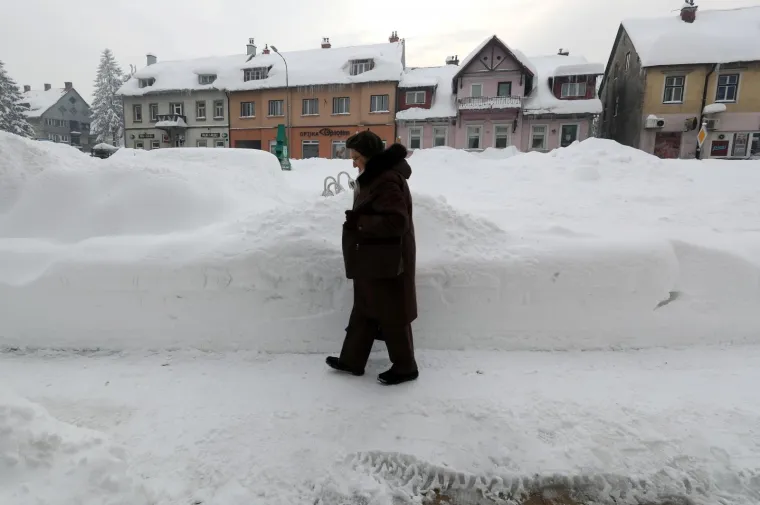 SNIJEG ZATRPAO GORSKI KOTAR: Napadalo ga je čak 90 centimetara, pogledajte kakvo je stanje u Delnicama