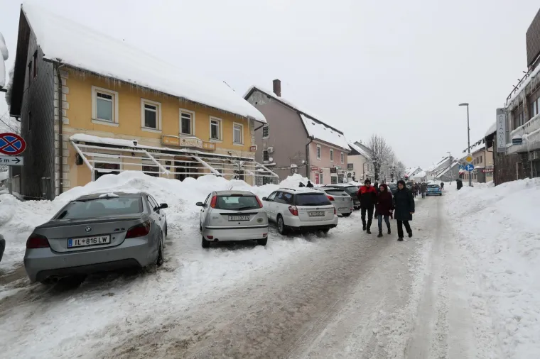 SNIJEG ZATRPAO GORSKI KOTAR: Napadalo ga je čak 90 centimetara, pogledajte kakvo je stanje u Delnicama
