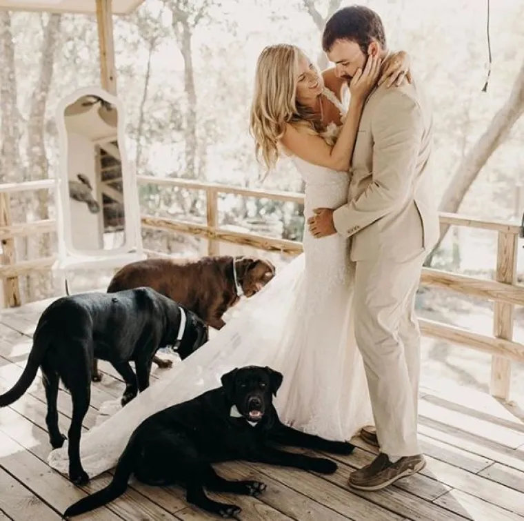 Kako 'uklopiti' psa u vjenčanje? Ovi parovi prona&scaron;li su način i rezultati su očaravajući