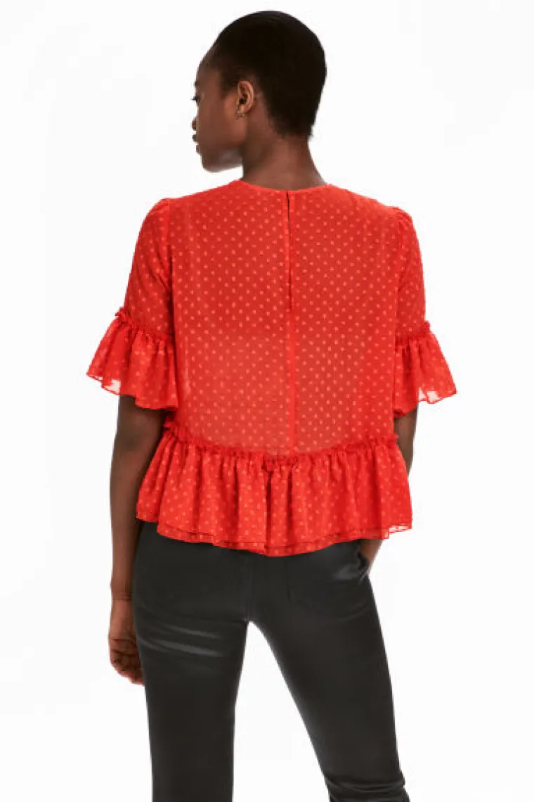 Top s volančićem, H&amp;M, 223,83 kune
