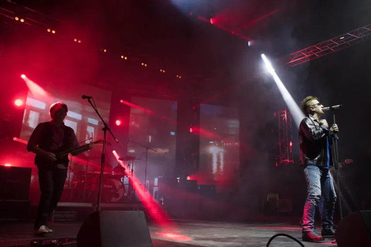 PRLJAVCI ODU&Scaron;EVILI OSJEČANE: Slavni dečki iz Dubrave započeli svjetsku turneju kojom slave 40 godina karijere