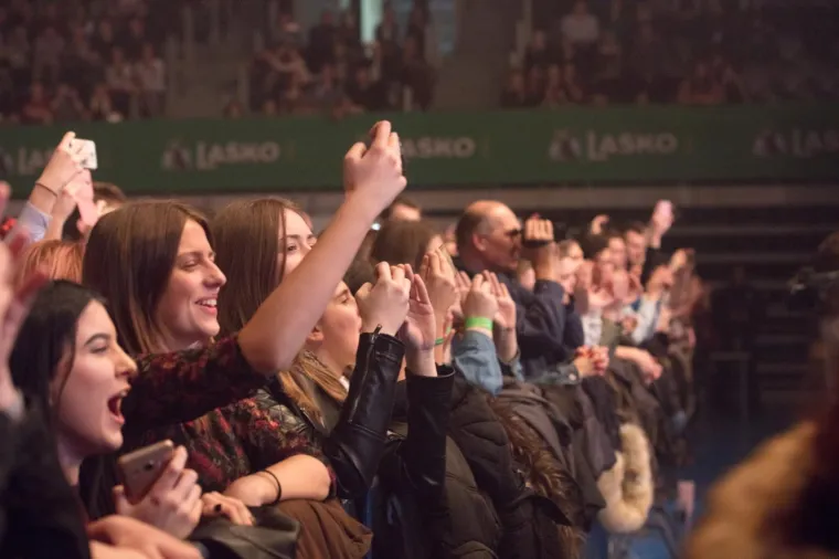 PRLJAVCI ODU&Scaron;EVILI OSJEČANE: Slavni dečki iz Dubrave započeli svjetsku turneju kojom slave 40 godina karijere