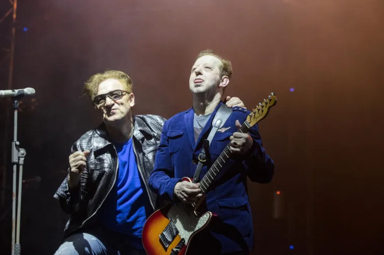 PRLJAVCI ODU&Scaron;EVILI OSJEČANE: Slavni dečki iz Dubrave započeli svjetsku turneju kojom slave 40 godina karijere