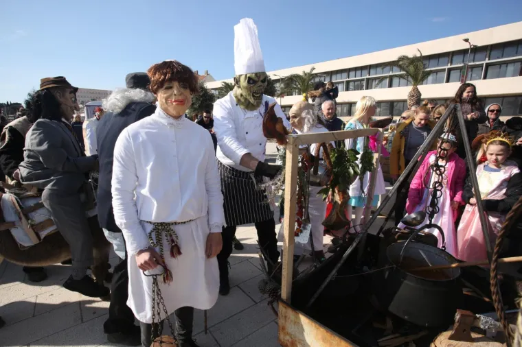 POKLADE DILJEM HRVATSKE: Počela sezona fa&scaron;nika, evo kako se zabavljalo od Nu&scaron;tra do Zagreba