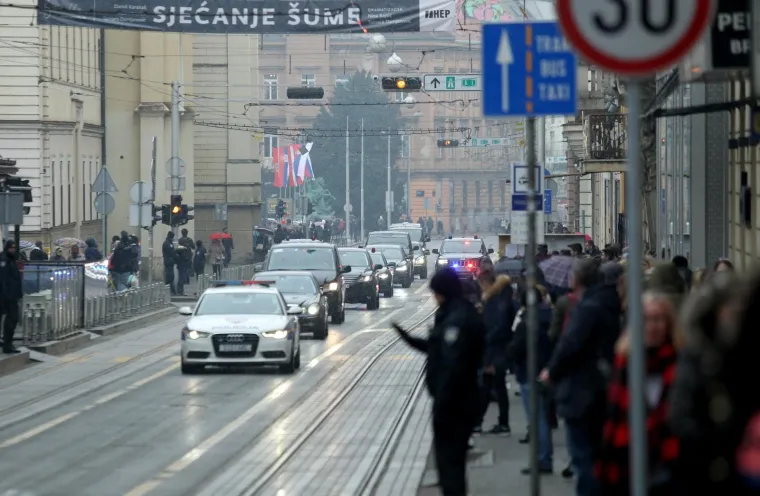 ZAGREB POD POLICIJSKOM OPSADOM: Jako osiguranje uoči dolaska Aleksandra Vučića