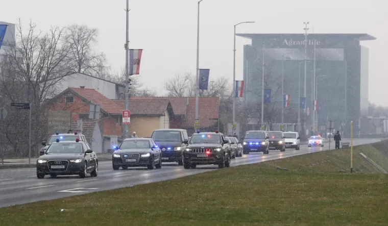 ZAGREB POD POLICIJSKOM OPSADOM: Jako osiguranje uoči dolaska Aleksandra Vučića