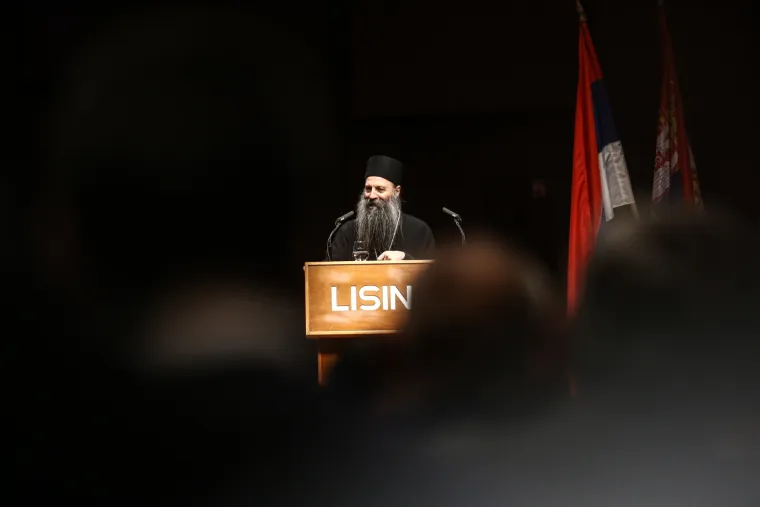 Predsjednik Srbije Aleksandar Vučić obratio se okupljenima na Velikoj skup&scaron;tini SNV-a